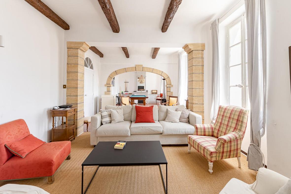 Maison De Maitre 230M² En Plein Coeur Du Village Camps-la-Source Extérieur photo