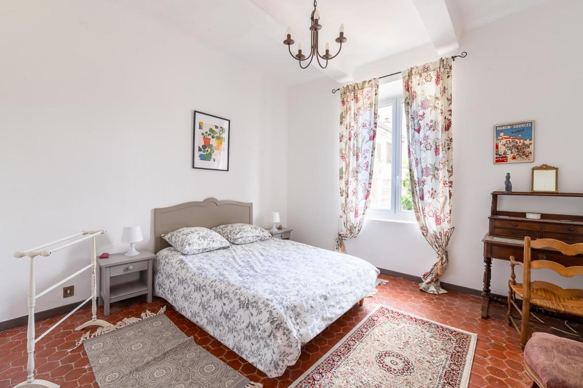 Maison De Maitre 230M² En Plein Coeur Du Village Camps-la-Source Extérieur photo