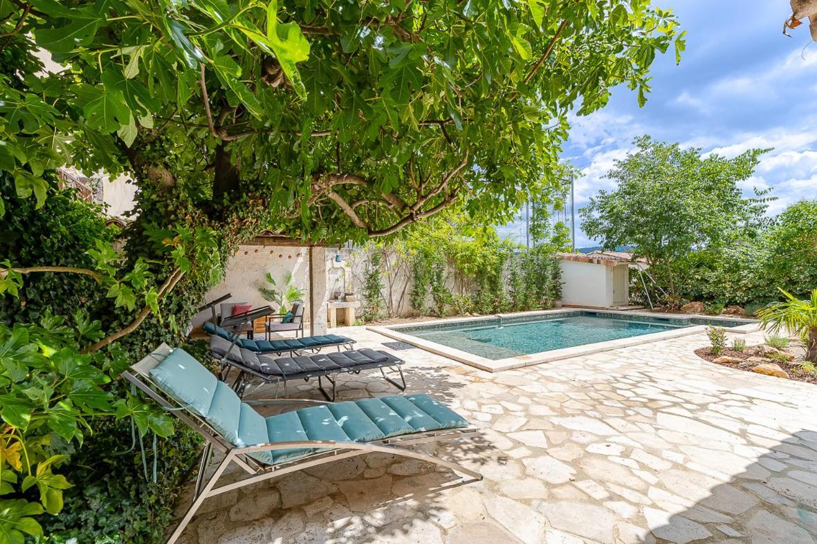 Maison De Maitre 230M² En Plein Coeur Du Village Camps-la-Source Extérieur photo